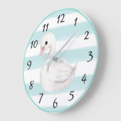 Grande Horloge Ronde Bébé Garçon Bleu Moderne Élégant Décor Nursery (Angle)