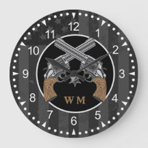 Canons Croisés De Style Occidental Avec Monogramme
