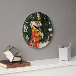 Grande Horloge Ronde Casse-noisette vintage sous l'arbre de Noël