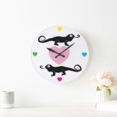 Grande Horloge Ronde Chameleons and Rainbow Hearts Round Clock (Maison)