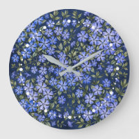 Charmantes fleurs de pervenche dispersées bleu pro