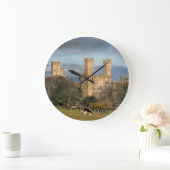 Grande Horloge Ronde Château de Caernarfon Wales. (Maison)