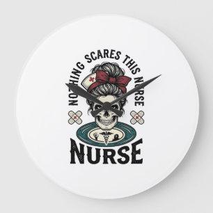 Grande Horloge Ronde Chemise d'infirmière Halloween Graphique de crâne 