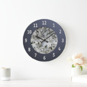 Grande Horloge Ronde Chiffres métalliques brillants de Granite Blanc Ce (Maison)