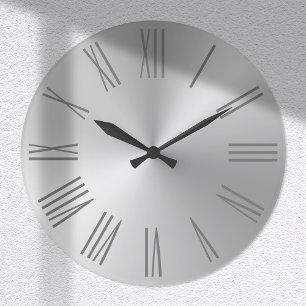 Grande Horloge Ronde Chiffres romains ombrés argent clair en feuille