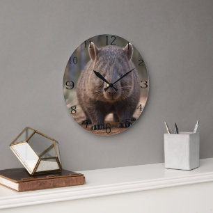 Grande Horloge Ronde "Chubby Charm : L'adorable Wombat Australien"