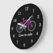 Grande Horloge Ronde Citation Avec Vélo Rose Sur Noir (Angle)