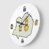 Grande Horloge Ronde Clock de Moonshine Still and Jugs (Angle)