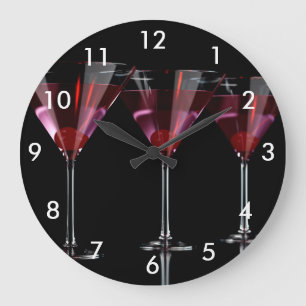 Grande Horloge Ronde Cocktails rouges en verre de martini à la cerise