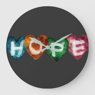 Grande Horloge Ronde Cœurs colorés HOPE – Typographie d'amour inspirant