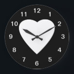Grande Horloge Ronde Conception noire et blanche de coeur d'amour<br><div class="desc">Un coeur blanc sur un arrière - plan noir.</div>