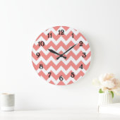 Grande Horloge Ronde Corail et blanc Chevron (Maison)