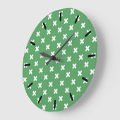 Grande Horloge Ronde Croix blanche sur le vert (Angle)