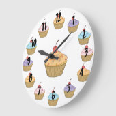 Grande Horloge Ronde Cupcakes with Sprinkles (Angle)