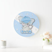 Grande Horloge Ronde Cute cartoon baby elephant on blue white polka d (Maison)