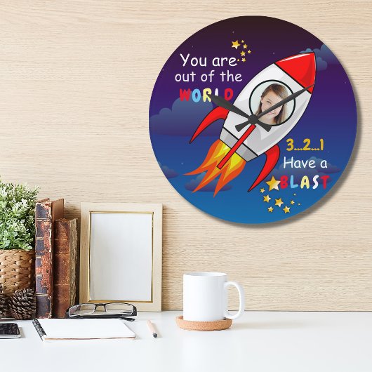 Grande Horloge Ronde Cute Outer Space Rocket Ship Blast Off Birthday