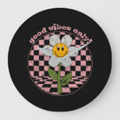 Grande Horloge Ronde Daisy rétro des années 70 | Good Vibes uniquement (Recto)