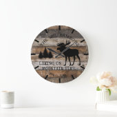 Grande Horloge Ronde Distressed Rustic Wood Living on Mountain Time (Maison)