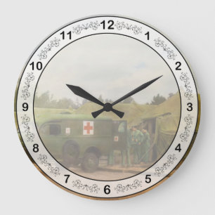Grande Horloge Ronde Docteur - 1942 - Transfert du patient