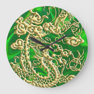 Grande Horloge Ronde Dragon en or embouti sur impression de satin vert