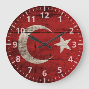 Grande Horloge Ronde Drapeau de Turquie sur le vieux grain de bois