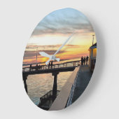 Grande Horloge Ronde Edmonds Washington Pier au coucher du soleil (Angle)