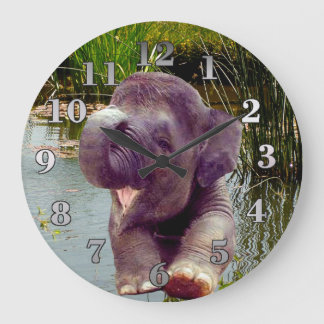 Grande Horloge Ronde Éléphant et eau