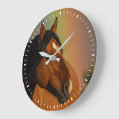 Grande Horloge Ronde Étalon sauvage, Lumière dorée et Arc-en-ciel (Angle)