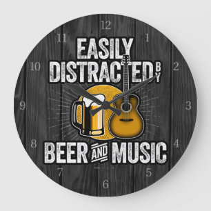 Grande Horloge Ronde Facilement distrait par la bière et la musique
