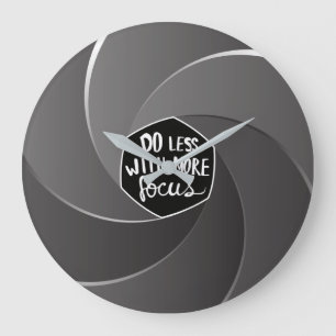 Grande Horloge Ronde Faire moins avec plus de concentration