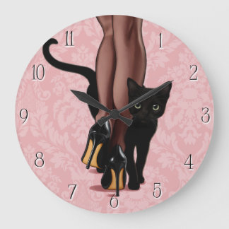 Grande Horloge Ronde Femme élégante et chat noir