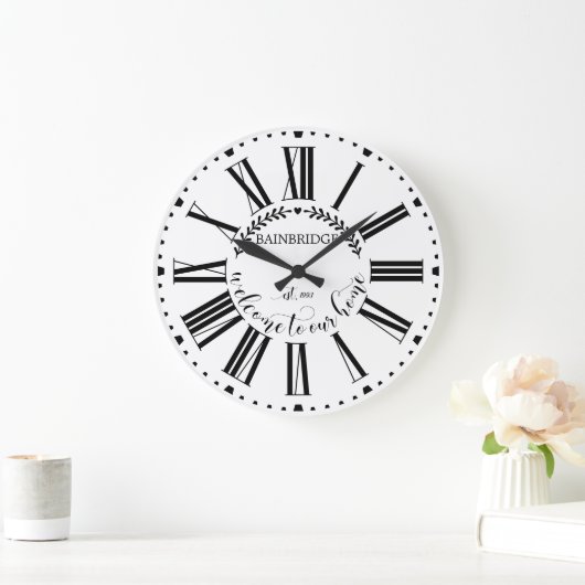 Grande Horloge Ronde Ferme Style Laurel Monogramme Nom Custom La (Maison)