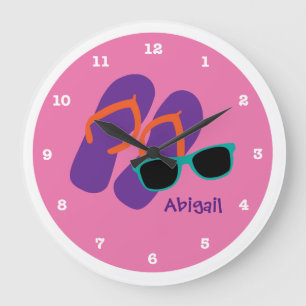 Grande Horloge Ronde Flip Flops et lunettes de soleil Plage rose Person