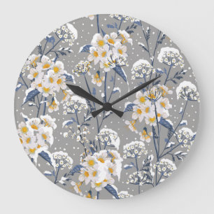 Grande Horloge Ronde Floraison hivernale : Délicat motif floral