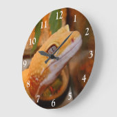 Grande Horloge Ronde Gecko jaune léopard (Angle)