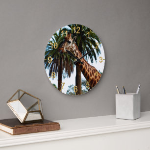 Grande Horloge Ronde Giraffe Drôle Qui Donne Une Framboise,