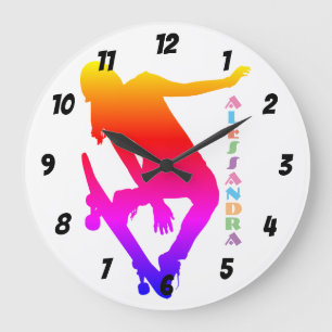 Grande Horloge Ronde Girl Skateboarder Nom personnalisé