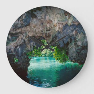 Grande Horloge Ronde Grotte De Bateaux À Airai, Palau, Micronésie