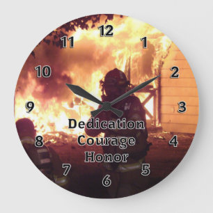 Grande Horloge Ronde Honneur de courage de dévouement de sapeur-pompie