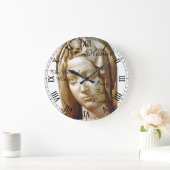 Grande Horloge Ronde Honor The Blessed Mother. (Maison)