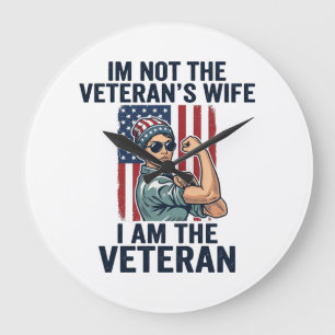 Grande Horloge Ronde Je suis la conception de femme patriotique vétéran