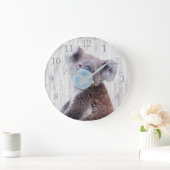 Grande Horloge Ronde Koala soufflant du chewing-gum bleu Texture bois (Maison)