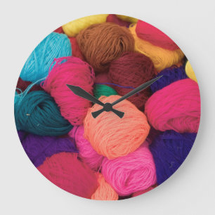Grande Horloge Ronde Laine d'alpaga colorée, Huaraz, Cordillera Blanca