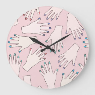 Grande Horloge Ronde Mancured Hands Nail Studio Pink Pastel