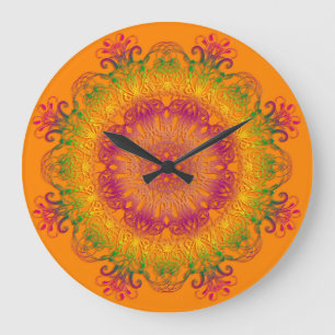 Grande Horloge Ronde Mandala floral ethnique sur le fond orange