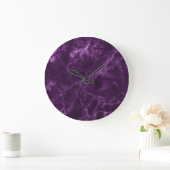 Grande Horloge Ronde Marbre violet foncé : texture luxueuse. (Maison)
