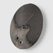Grande Horloge Ronde Metal with bullet holes background (Angle)