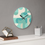 Grande Horloge Ronde Mint Seafoam Turquoise Blue Green Retro Art Motif<br><div class="desc">Beau beige taupe contemporain, crème d'ivoire blanc cassé, bleu turquoise, menthe et bleu clair aqua turquoise couleur vert turquoise demi cercles géométriques et motif en mosaïque carré. Elégant, élégant et éclectique design minimalisme pour le décorateur artistique, décorateur artistique, branché populaire, style d'art rétro vintage ou abstrait amateur de motifs géométriques...</div>