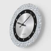 Grande Horloge Ronde Motif de diamants blancs (Angle)