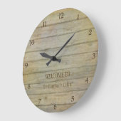 Grande Horloge Ronde Mountain Lake Pines Welcome Cabin Personalized (Angle)